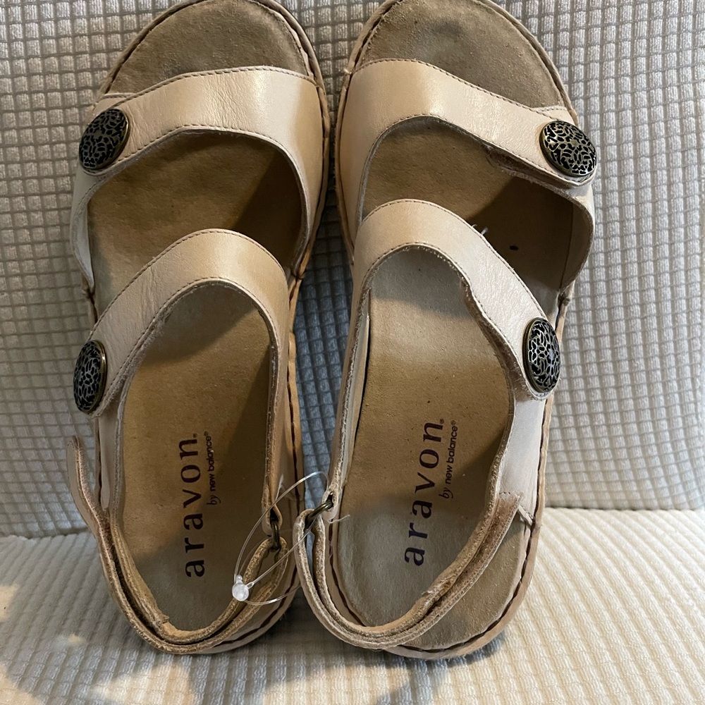 Aravon Women's Tan Sandals with Button Accents